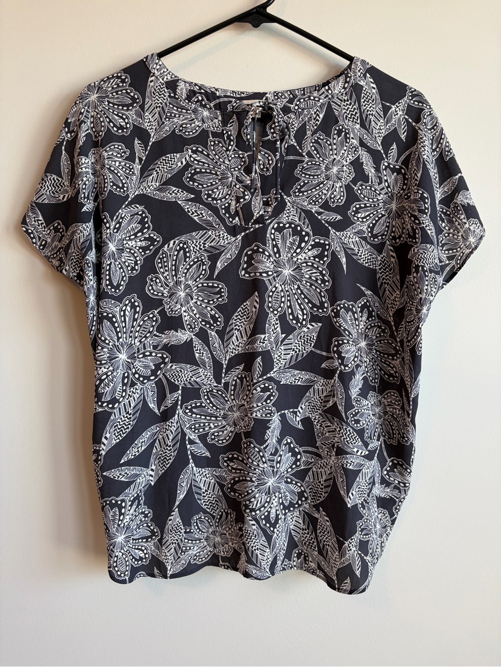 LOFT Gray and White Floral Tie-Front Blouse
